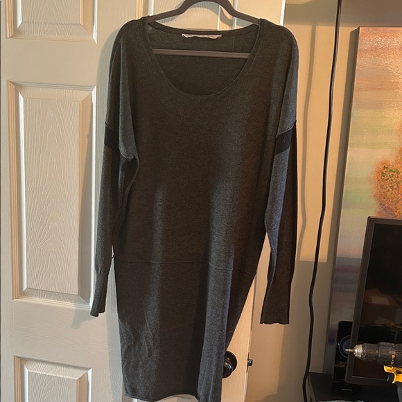 Athleta Charcoal Long Sleeve Dress - Picture 1 of 9